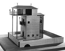 模型写真5 断層の家
